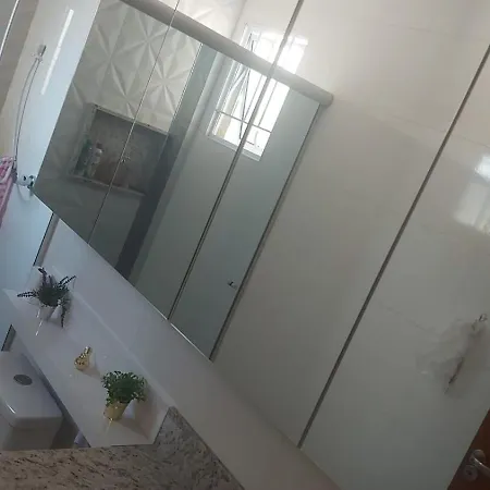 Quarto Privativo Em Residencia Familiar Com Ar-Condicionado E Cama De Casal Campo Grande  Exterior photo