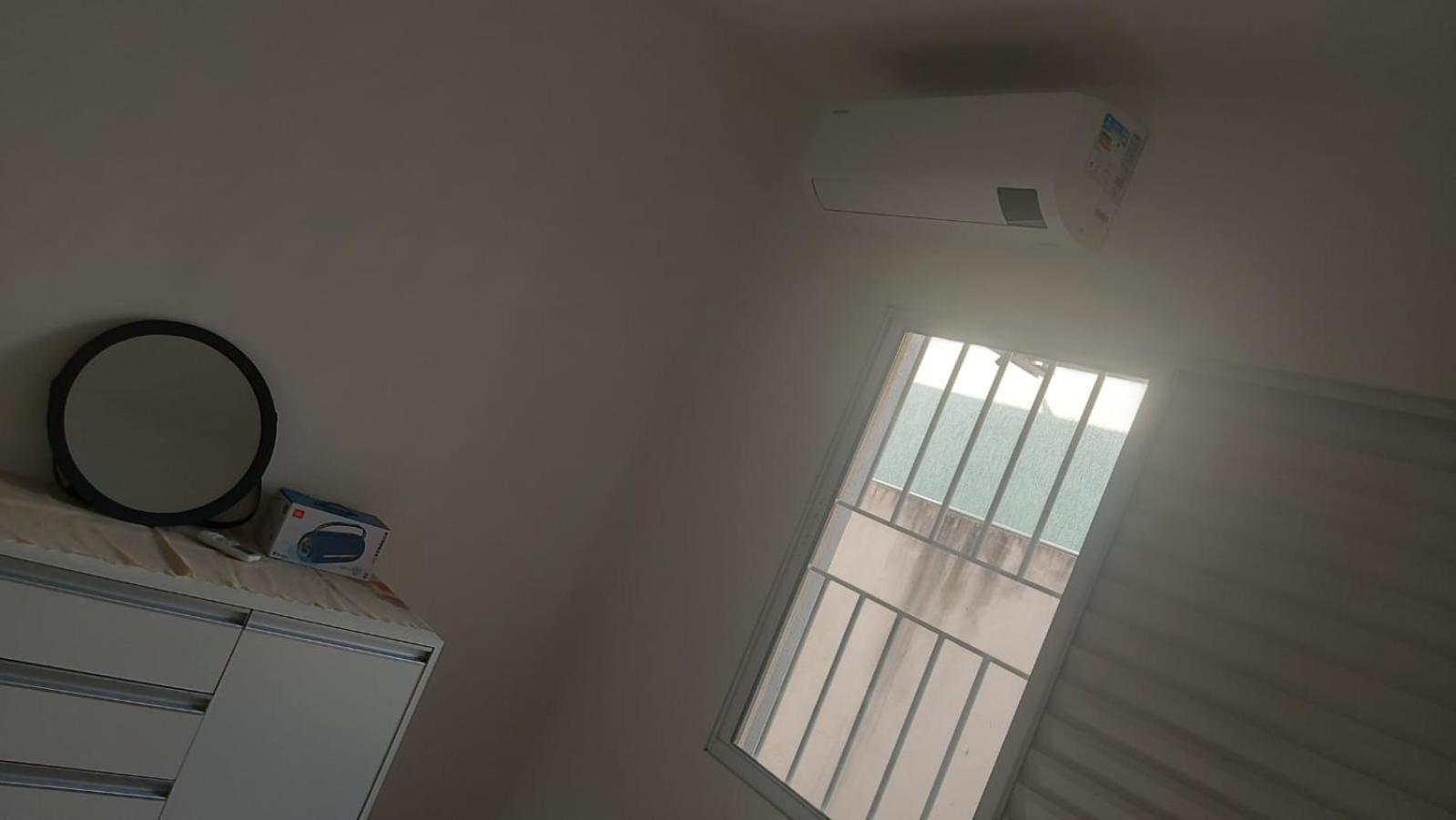 Homestay Privativo Em Residencia Familiar Com Ar-condicionado E Cama De Casal *